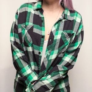 Adorable Oversized Green Flannel